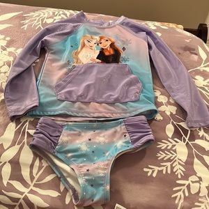 Lot-7 pieces-of 3T swimsuits. Frozen and Lauren Conrad